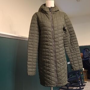 TGE NORTH FACE olive quilted thermoball jacket